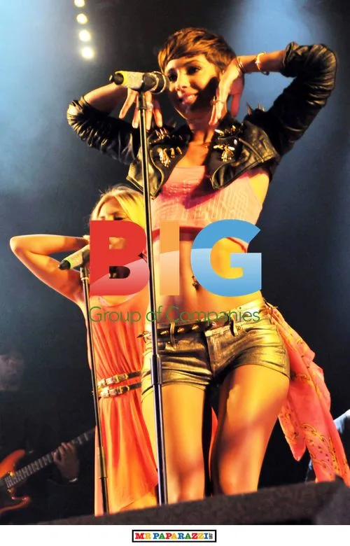 The Saturdays Perform at T In The Park 2011