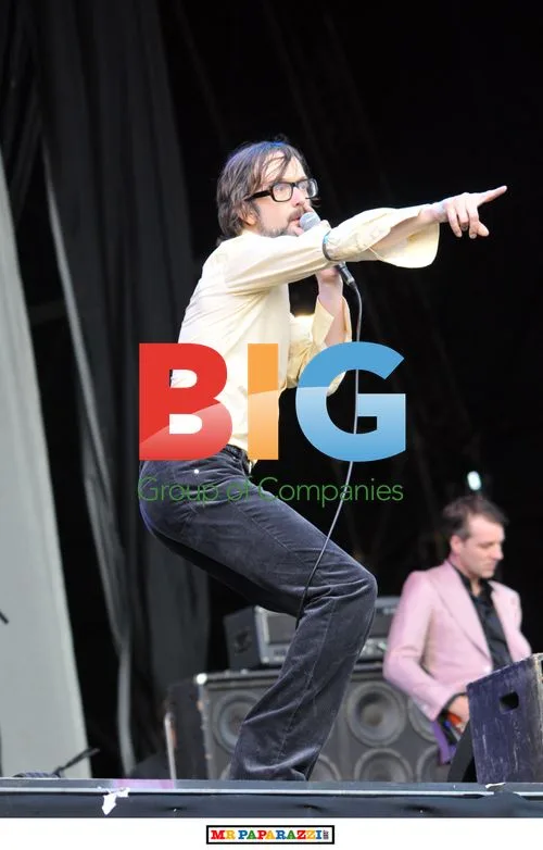 Jarvis Corcker mocks News Of The World