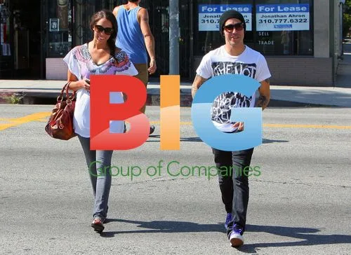 Pete Wentz on stroll with mystery woman