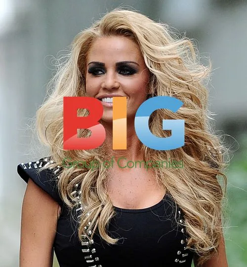 Katie Price Parties with Friends in London