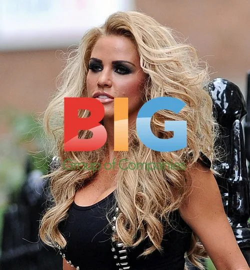 Katie Price Leaves for Party in London