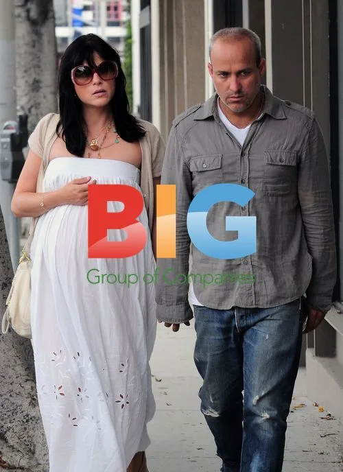 Selma Blair Spotted With Boyfriend