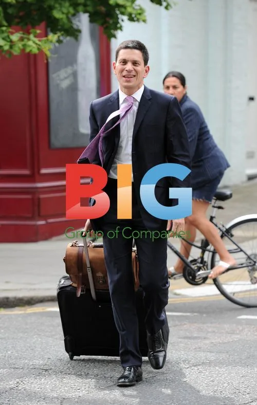 David Miliband Spotted Shopping at Wine Store