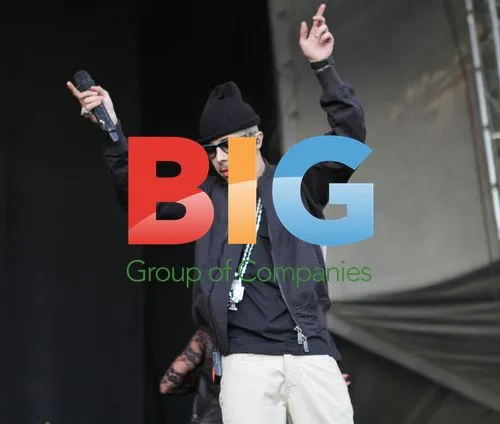 N Dubz at Guildfest 2011
