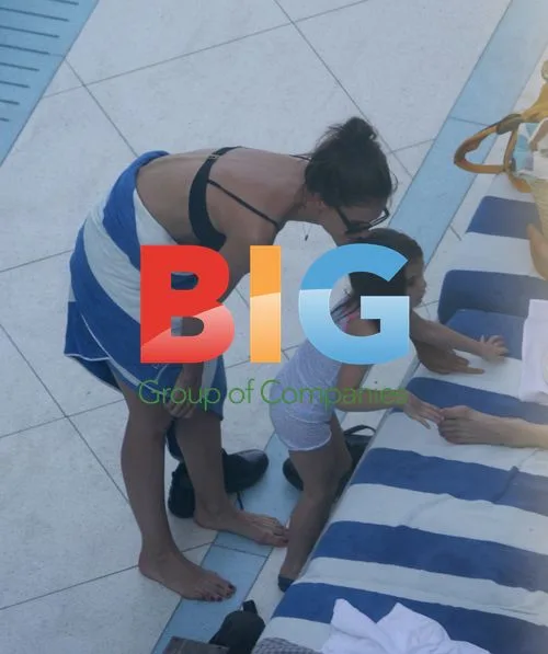 Tom Cruise and Katie Holmes with Suri, Miami