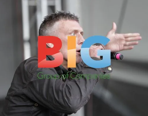 Bez Performs at Guildfest
