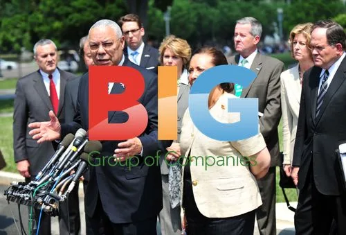 Colin Powell and Alma Powell at White House Roundtable