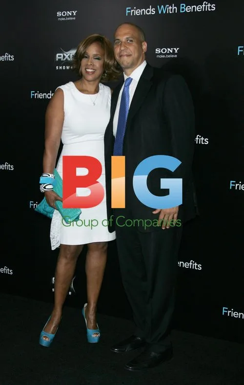 Cory Booker and Gayle King at "Friends With Benefits" Premiere