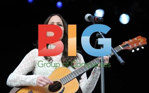 The Pierces Perform at Magic Summer Live
