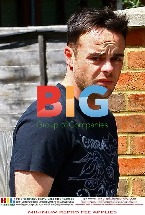 Ant McPartlin Shopping in London