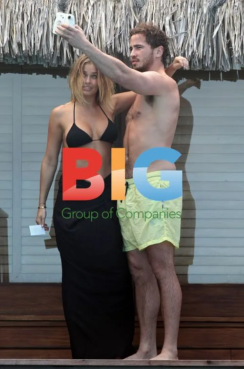 Danny Cipriani and Lara Bingle in Tahiti