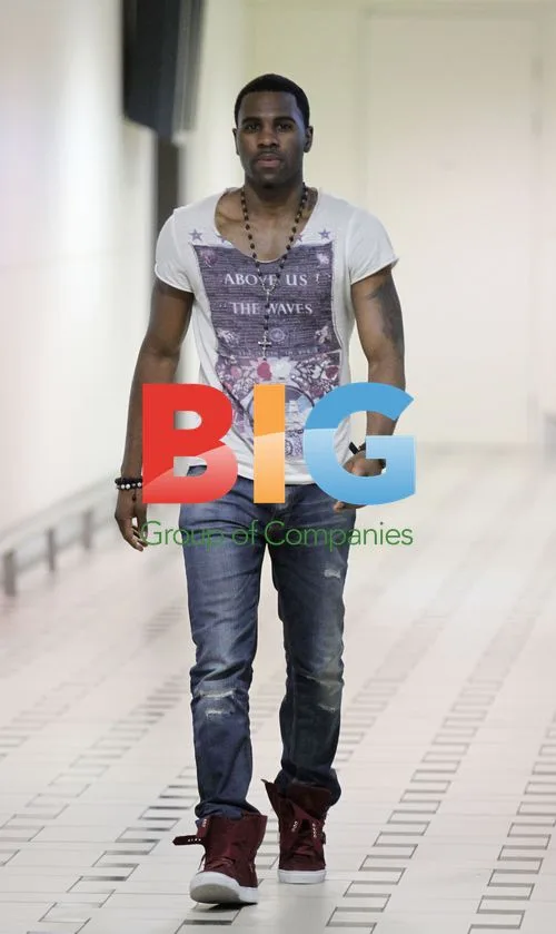 Jason Derulo Arrives at Brisbane Airport