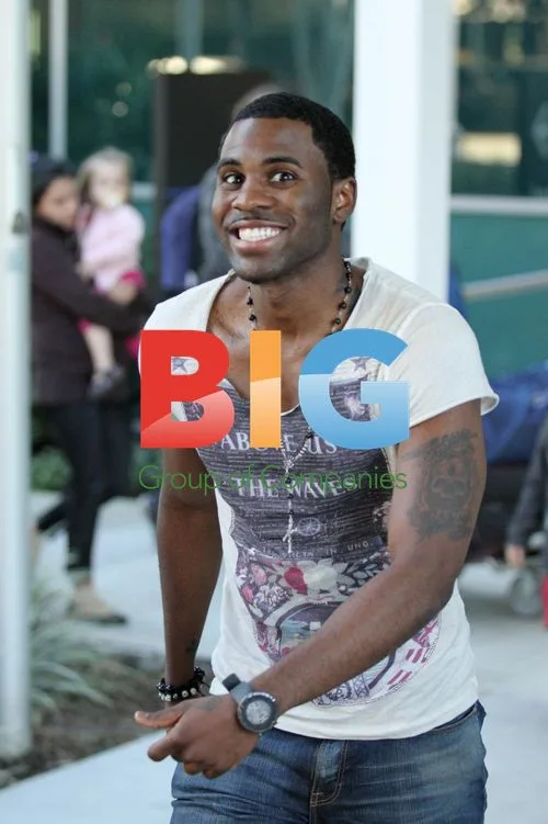Jason Derulo Arrives at Brisbane Airport