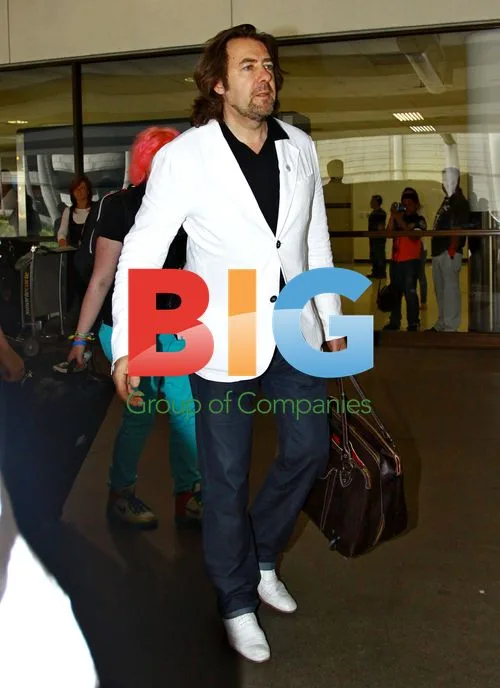 Jonathan Ross and Jane Goldman at LAX