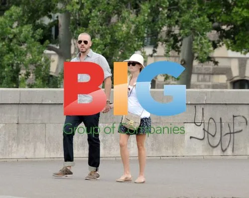 Reese Witherspoon and Jim Toth in Paris