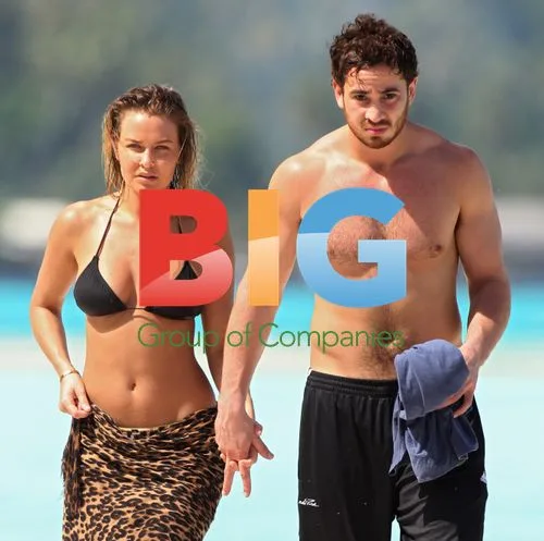 Danny Cipriani and Lara Bingle in Tahiti