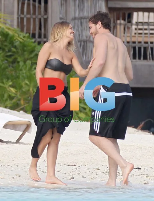 England Rugby Star Danny Cipriani and Lara Bingle in Tahiti
