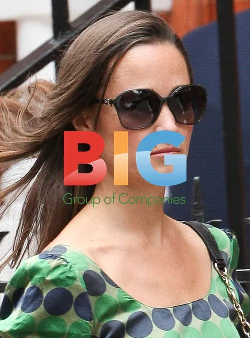 Pippa Middleton Shopping in London