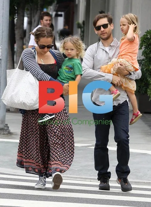 Tobey Maguire & Family Go Shopping in LA