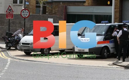 Amy Winehouse leaves Coroner's Office