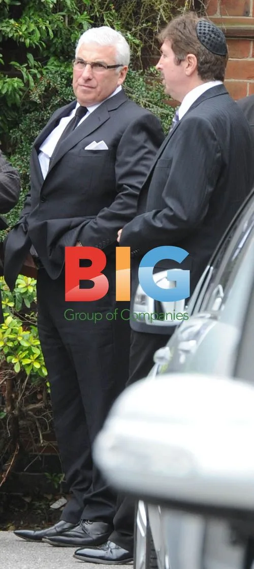Celebs Attend Amy Winehouse's Cremation