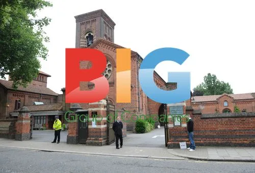 Amy Winehouse's Cremation at Golders Green