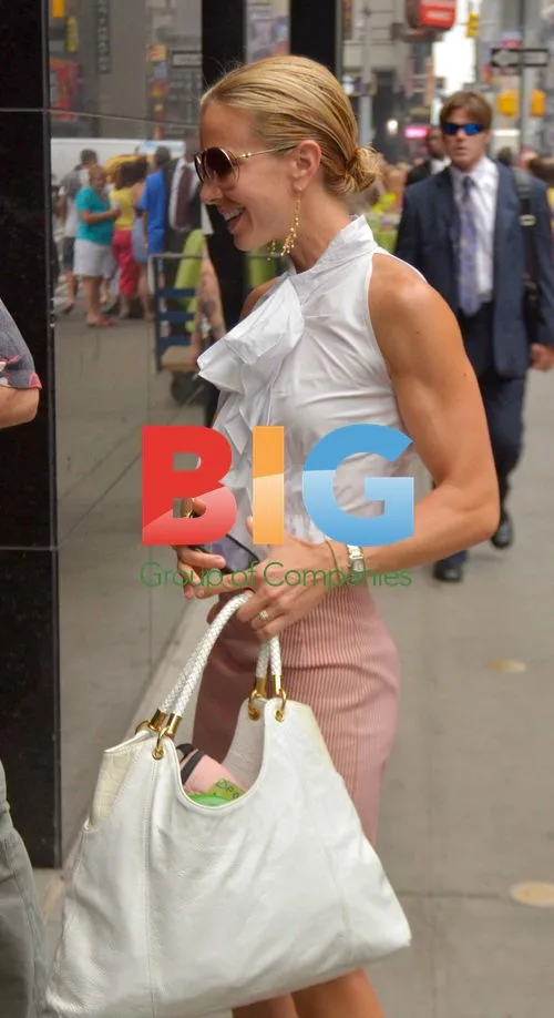 Elisabeth Hasselbeck Arriving at GMA