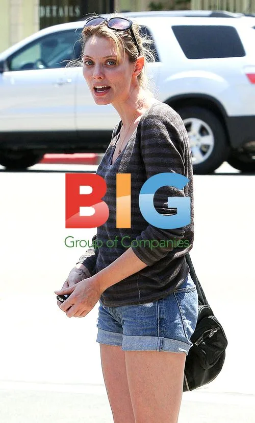 April Bowlby Leaving Cafe in LA
