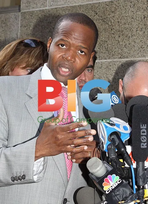 Kenneth Thompson speaks to press