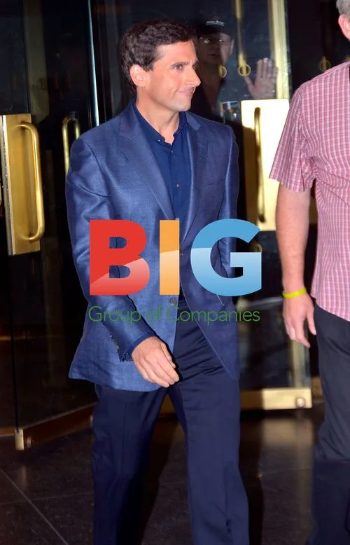 Steve Carell Leaves Live with Regis and Kelly