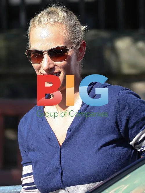 Zara Phillips and Mike Tindall Arrive for Royal Wedding