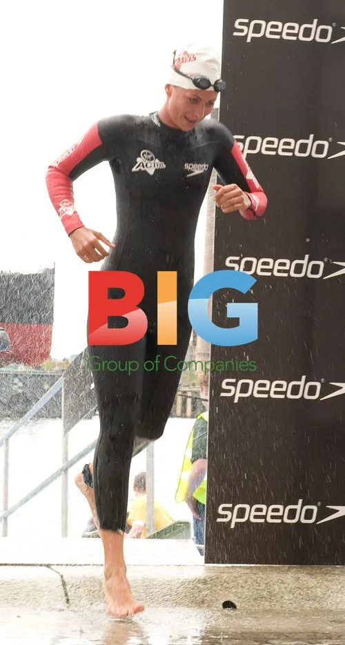 Holly Branson at London Triathlon
