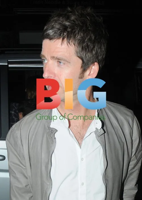 Noel Gallagher and Wife Arrive at London Nightclub