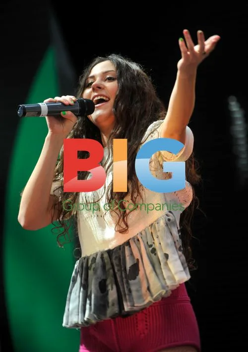 Eliza Doolittle at Olympic Torch Relay