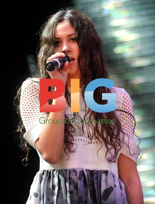 Eliza Doolittle at Coca-Cola Olympic Torch Relay