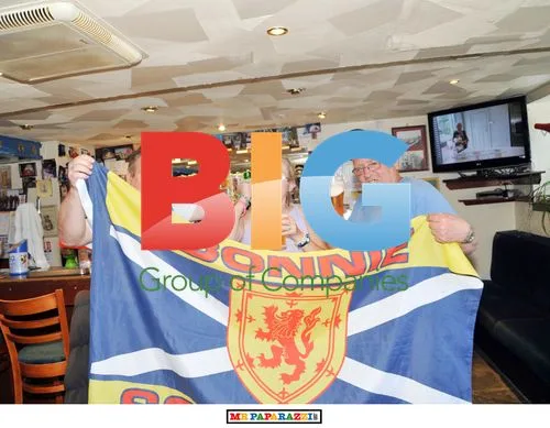 Fans Support Jai McDowall in Glasgow