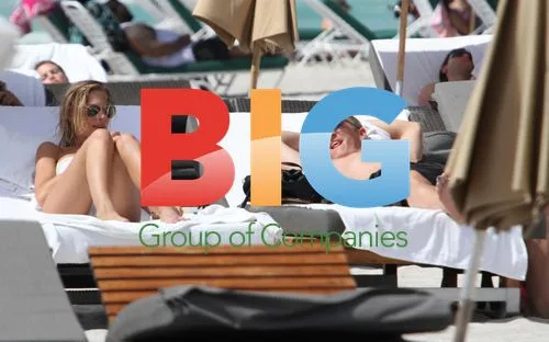 Bastian Schweinsteiger and Sarah Brandner on Miami Beach