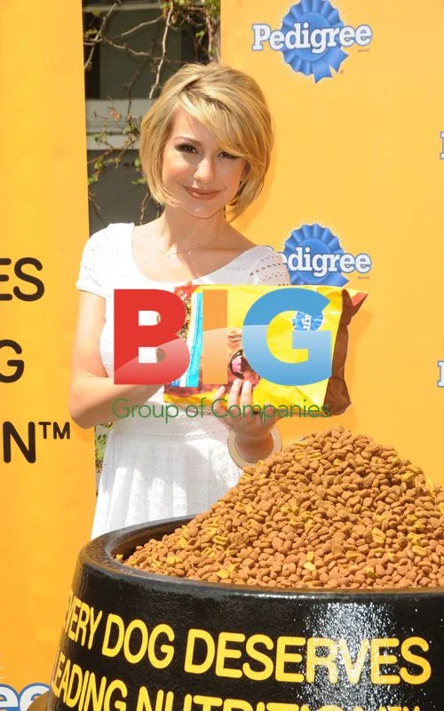 Chelsea Kane and Pedigree kick off 'Every Dog Deserves' campaign