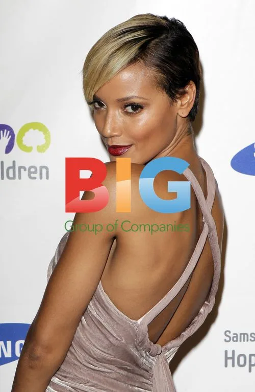 Selita Ebanks at 2011 Theatre World Awards