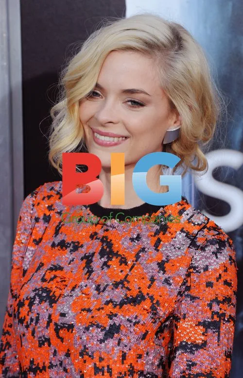 Jaime King at Super 8 Premiere