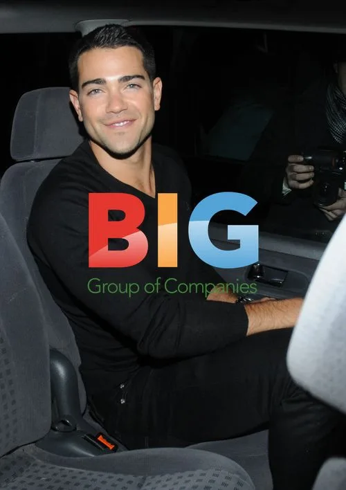 Jesse Metcalfe and Paul Davis Leaving Nightclub