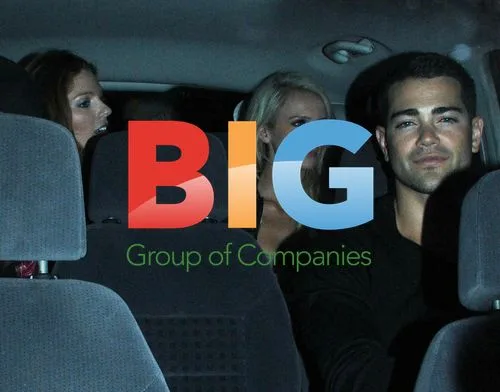 Jesse Metcalfe and Paul Davis Leaving Nightclub