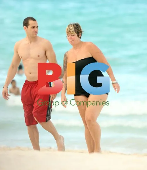Mia Michaels Spotted in Miami Beach