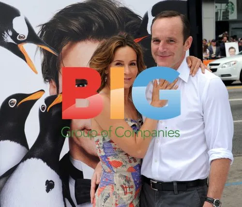 Clark Gregg and Jennifer Grey at 'Mr. Popper\'s Penguins' Premiere