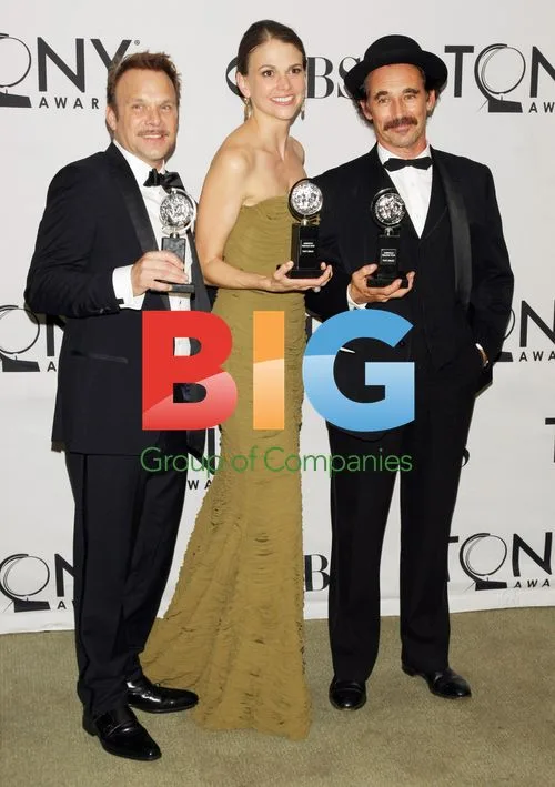Butz, Foster and Rylance Win Top Tony Awards