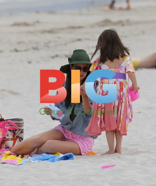 Katie Holmes and Suri on Miami Beach
