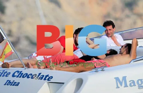 Pau Gasol and Girlfriend Enjoy Ibiza Vacation