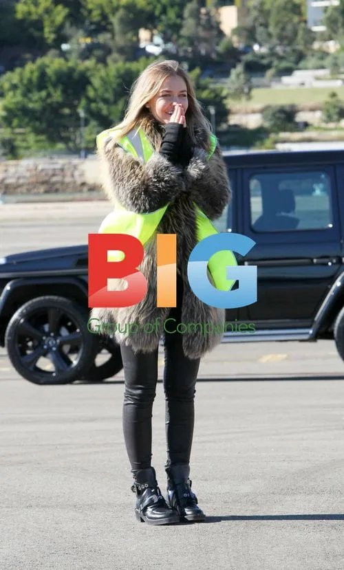 Kyle Sandilands and Lara Bingle in Amazing Race