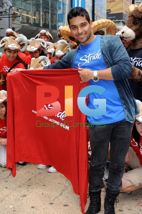 Wilmer Valderamma at Stride Running of the Rams Launch