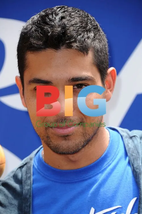 Wilmer Valderrama at Stride Running of the Rams Launch